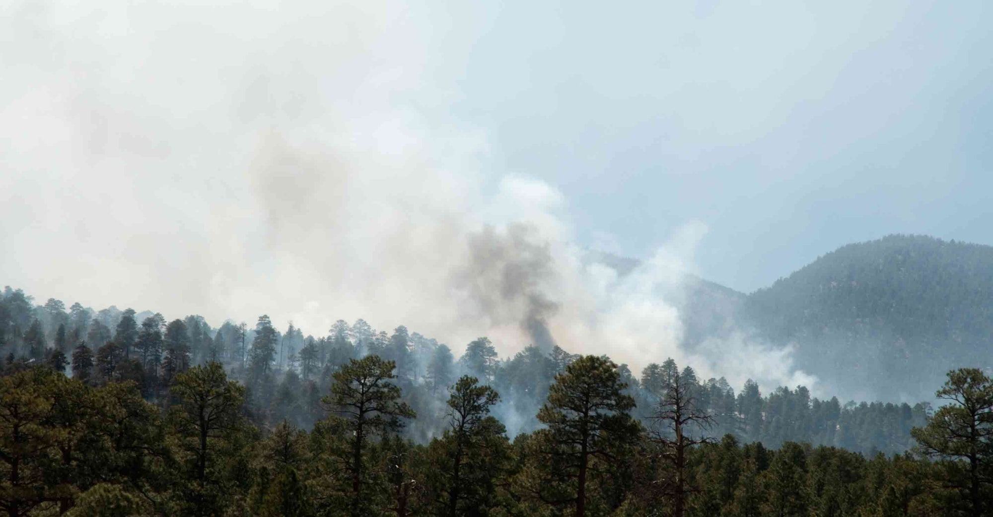 Arizona wildfires prompt warnings; Officials recommend air purifiers